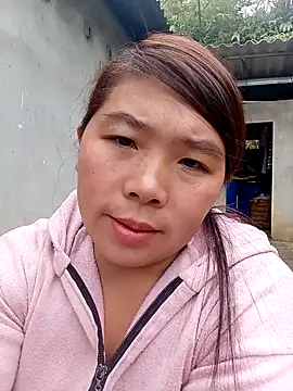 quynhkoolbae online show from November 21, 2025, 2:10 am