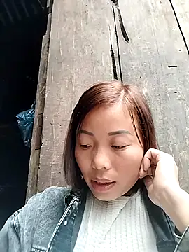 Annaacutee online show from November 7, 2025, 6:46 am