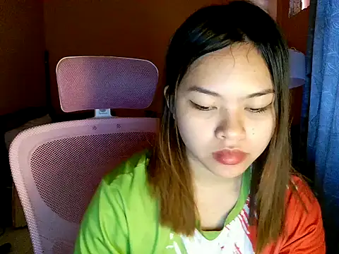 Snapshot of nanagrl chatting on January 7, 2026, 12:35 am nanagrl online show from January 7, 2026, 12:35 am