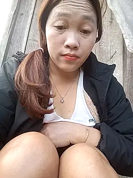 miumiu 00 online show from October 28, 2025, 1:31 am