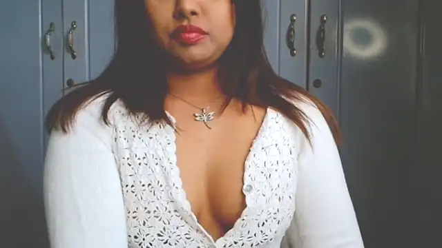 Snapshot of Indian_GlowingMiax chatting on September 14, 2025, 11:42 am Indian GlowingMiax online show from September 14, 2025, 11:42 am