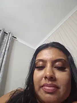 Indian GlowingMiax online show from November 4, 2025, 4:50 pm