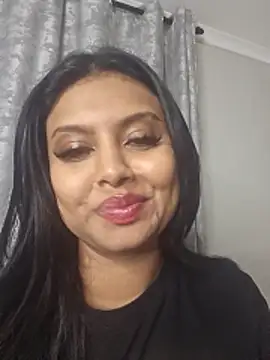 Indian GlowingMiax online show from November 16, 2025, 6:13 pm