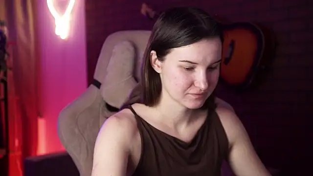 AgataWillis online show from October 8, 2025, 4:43 am