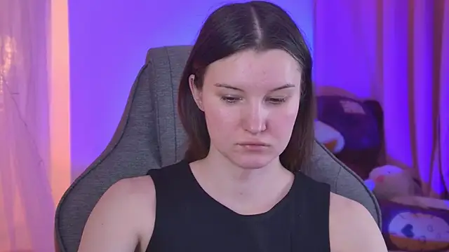 AgataWillis online show from April 10, 2026, 5:01 am