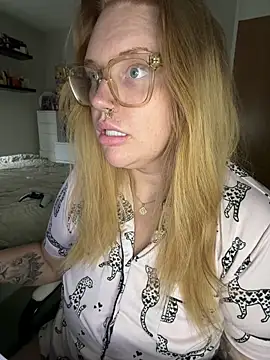 MysteriousMylaX online show from March 25, 2026, 2:45 pm