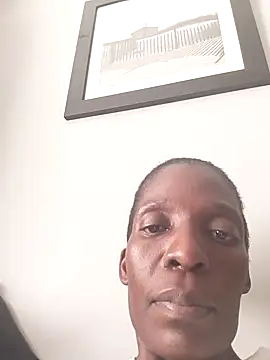 londie2 online show from September 17, 2025, 10:28 am