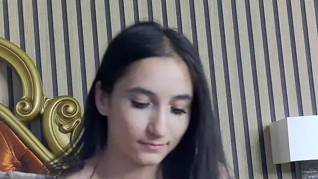 CarolinaBlair online show from May 14, 2026, 3:41 pm