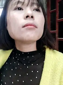 linda bae00 online show from December 23, 2025, 12:41 am