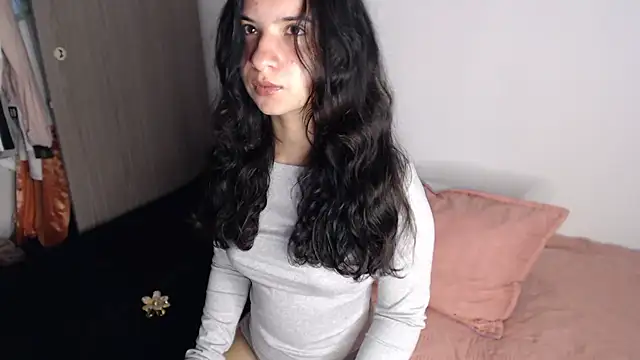   abrill   online show from November 2, 2025, 4:26 am