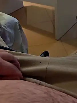 t-dog26 online show from February 21, 2026, 5:41 am