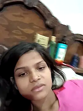 Komal0099 online show from November 26, 2025, 12:17 pm