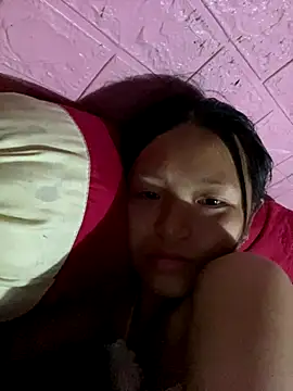 milo bae online show from November 5, 2025, 6:13 am