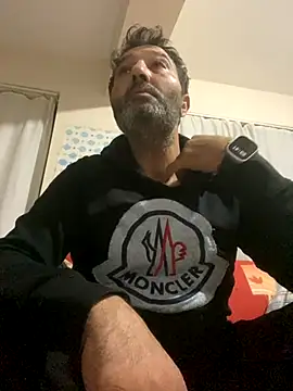 Snapshot of abs1088 chatting on November 7, 2025, 8:42 pm abs1088 online show from November 7, 2025, 8:42 pm