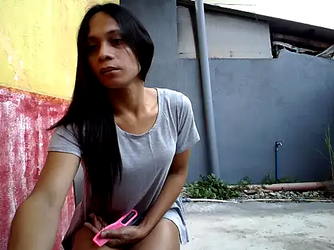 missruffa online show from September 25, 2025, 11:19 pm