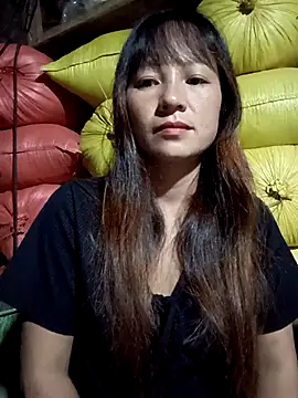 Mini3333 online show from September 27, 2025, 9:42 pm