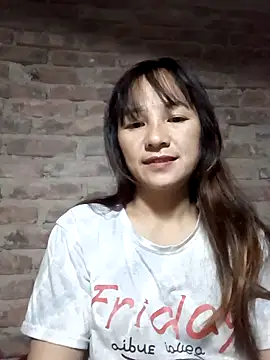 Mini3333 online show from December 17, 2025, 10:27 pm