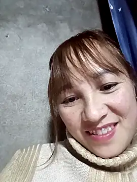 Mini3333 online show from February 8, 2026, 1:14 pm