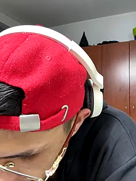 Manuel99boy online show from October 26, 2025, 11:05 am