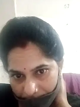 JULEE-740 online show from September 21, 2025, 6:31 pm