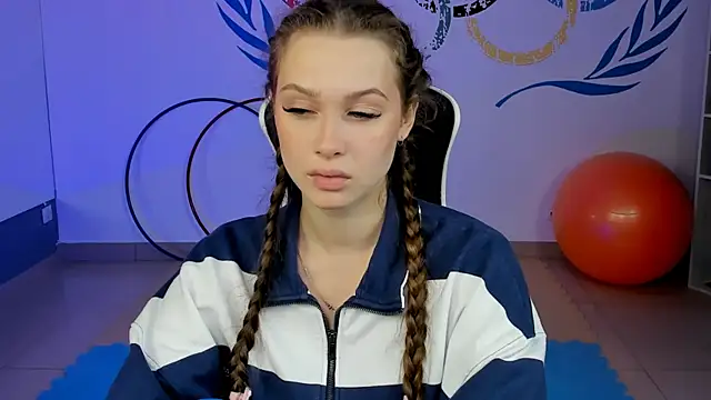 ArielSykes online show from September 15, 2025, 10:48 am