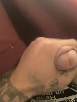 Snapshot of purofuego6 chatting on October 7, 2025, 1:47 am purofuego6 online show from October 7, 2025, 1:47 am