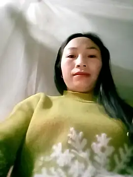 lucybaby00 online show from January 13, 2026, 9:20 pm