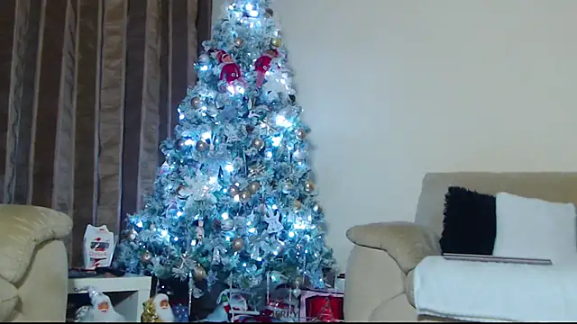 AnneSins online show from January 11, 2026, 5:18 pm