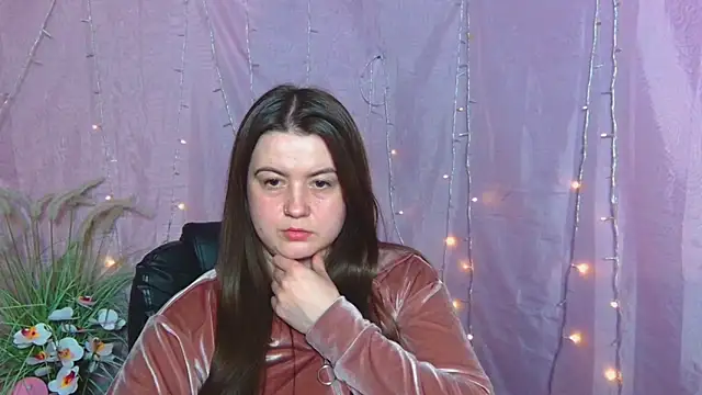 MavkaCute online show from April 19, 2026, 6:21 pm