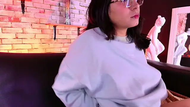 kitty malach online show from March 27, 2026, 3:23 am