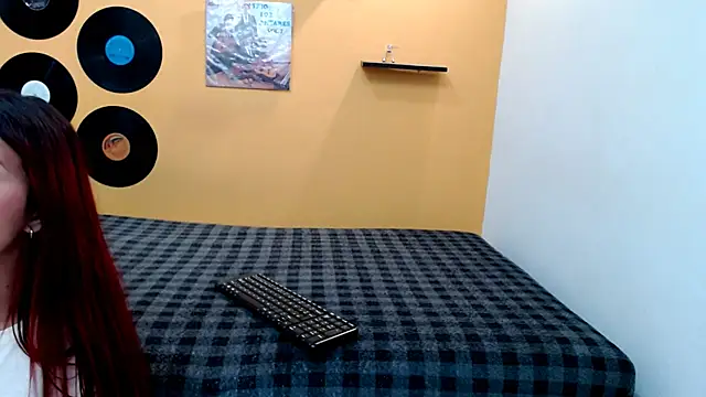 skinnyverus18 online show from March 2, 2026, 7:21 pm