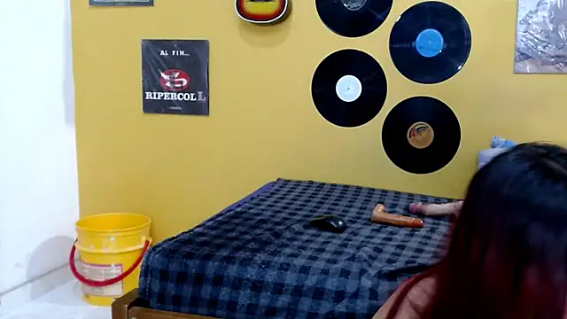 skinnyverus18 online show from March 7, 2026, 7:22 pm