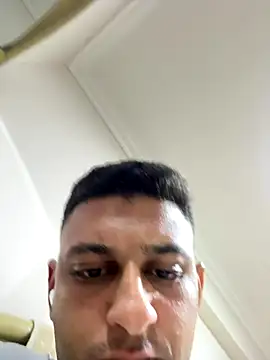 HaltBrand online show from September 19, 2025, 4:58 am