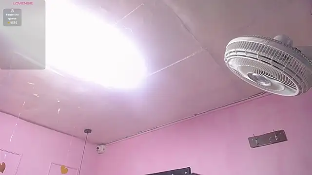 Snapshot of danna7cute chatting on May 28, 2026, 9:01 pm danna7cute online show from May 28, 2026, 9:01 pm