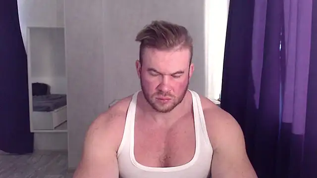 Snapshot of ThorHemsworthRU chatting on February 1, 2025, 6:10 am ThorHemsworthRU online show from February 1, 2025, 6:10 am