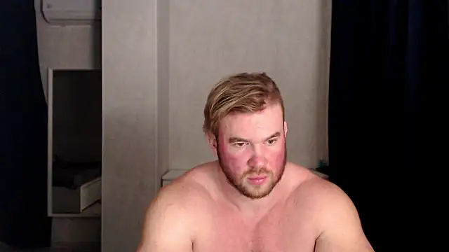 Snapshot of ThorHemsworthRU chatting on February 3, 2025, 8:35 pm ThorHemsworthRU online show from February 3, 2025, 8:35 pm