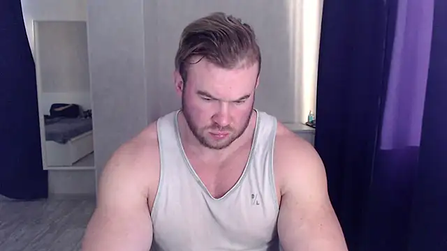 Snapshot of ThorHemsworthRU chatting on February 5, 2025, 5:20 am ThorHemsworthRU online show from February 5, 2025, 5:20 am