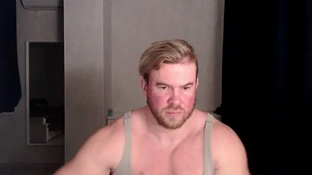 Snapshot of ThorHemsworthRU chatting on March 9, 2025, 7:48 pm ThorHemsworthRU online show from March 9, 2025, 7:48 pm