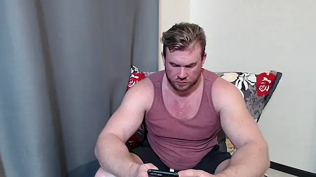 Snapshot of ThorHemsworthRU chatting on March 18, 2025, 7:52 am ThorHemsworthRU online show from March 18, 2025, 7:52 am