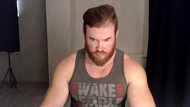 Snapshot of ThorHemsworthRU chatting on November 5, 2025, 6:13 am ThorHemsworthRU online show from November 5, 2025, 6:13 am