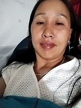 cute love00 online show from February 14, 2026, 2:03 pm