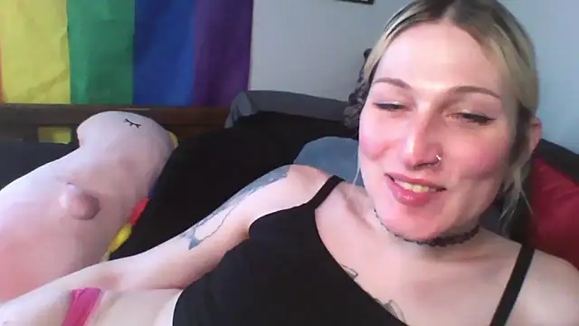 AthenaAphrodisia online show from March 5, 2026, 6:26 pm