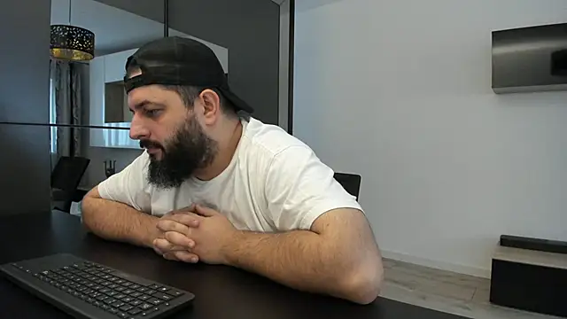 DravenPeak online show from October 13, 2025, 1:22 pm