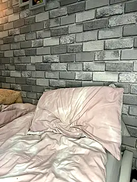 Poppy frankie online show from November 12, 2025, 10:52 pm