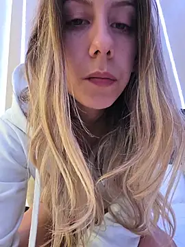 PetiteSecrets online show from November 10, 2025, 10:31 pm