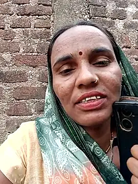 Pinky12A online show from October 8, 2025, 9:40 am