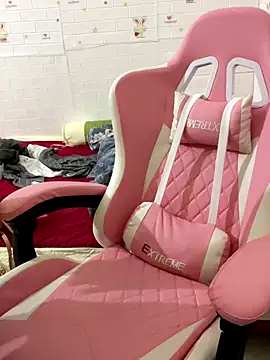 Lissa xinh09 online show from November 1, 2025, 6:04 am