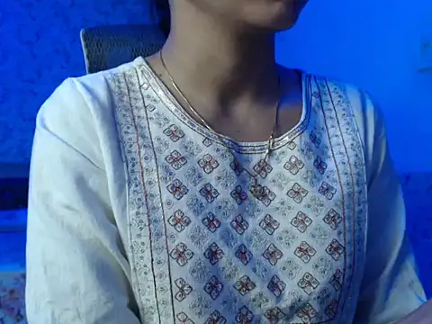 snow white123 online show from November 8, 2025, 8:40 pm