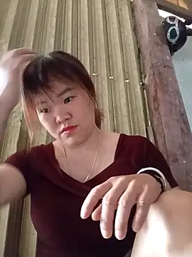 sukabae00 online show from April 13, 2026, 12:38 am