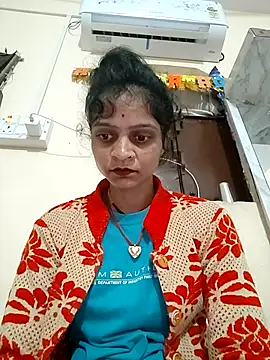 Snapshot of Sonam_dhakad chatting on October 31, 2025, 7:48 pm Sonam dhakad online show from October 31, 2025, 7:48 pm